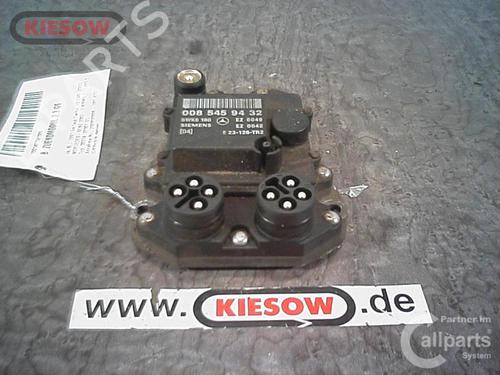 Used Electronic module MERCEDES-BENZ 124 T-Model (S124) 230 TE Cat (124.083) (132 hp) 15359148