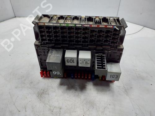 Sikringsdose VW TRANSPORTER T4 Bus (70B, 70C, 7DB, 7DK, 70J, 70K, 7DC, 7DJ) 2.5 TDI | BP29930207E1