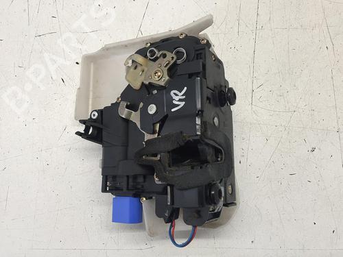 Used Front right lock VW POLO (9N_, 9A_) 1.4 16V (75 hp) 15367010