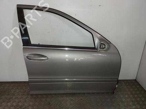 Used Right front door MERCEDES-BENZ C-CLASS (W203) C 180 Kompressor (203.046) (143 hp) 27373798