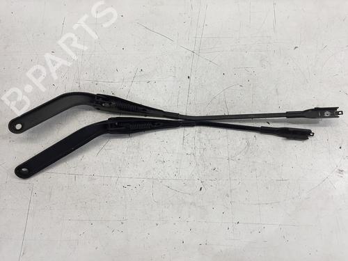 Front windshield wiper arm BMW 1 (E87) 118 i | BP18430057C143 