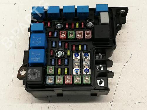 Used Fuse box HYUNDAI i30 (FD) 1.6 CRDi (90 hp) 15365252