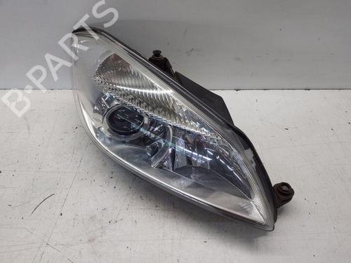 Used Right headlight Right headlight SKODA ROOMSTER (5J7) 1.2 TSI (105 hp) 36101202 36101202