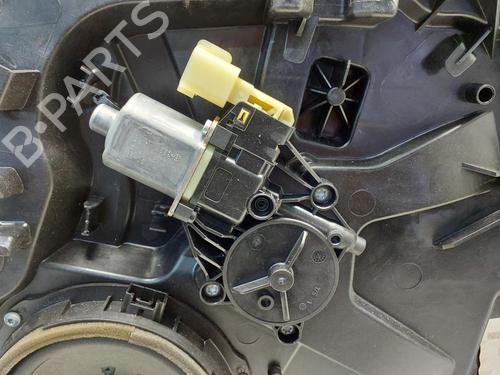 Rudehejsemekanisme Højre foran FORD FIESTA VI (CB1, CCN) 1.25 | BP30474031C23