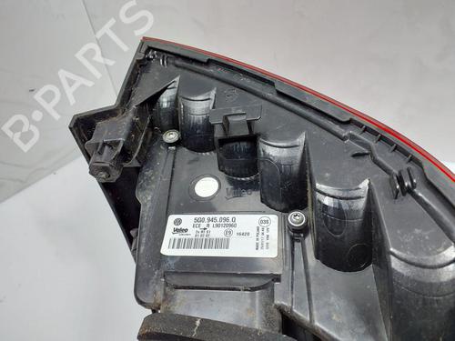 Right taillight VW GOLF VII (5G1, BQ1, BE1, BE2) 1.0 TSI | BP18463044C35 
