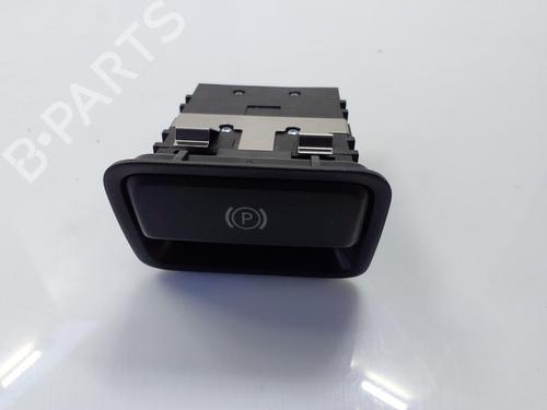 Used Hand brake MERCEDES-BENZ GLA-CLASS (X156) GLA 180 (156.942) (122 hp) 18463614