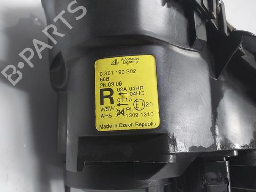 Right headlight VW POLO IV (9N_, 9A_) 1.2 12V | BP22990454C29