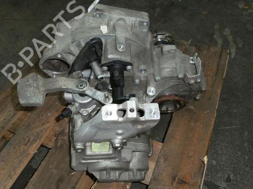 Used Gearbox VW TOURAN (1T1, 1T2) 1.9 TDI (90 hp) 15364050