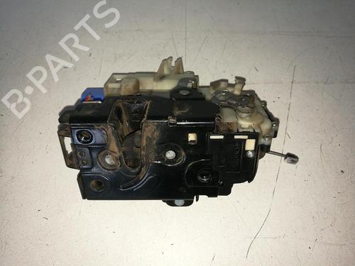 Used Front right lock VW TRANSPORTER T5 Van (7HA, 7HH, 7EA, 7EH) 2.0 TDI (102 hp) 16101568