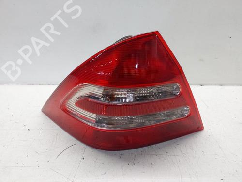 Venstre baglygte MERCEDES-BENZ C-CLASS (W203) C 180 Kompressor (203.046) (143 hp) 29109977