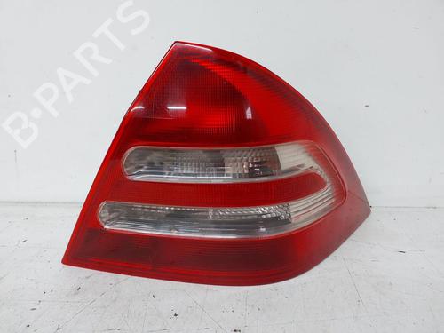 Used Right taillight MERCEDES-BENZ C-CLASS (W203) C 180 Kompressor (203.046) (143 hp) 22920011