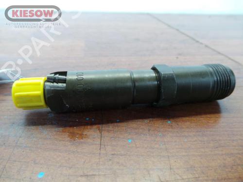 Used Injector MERCEDES-BENZ E-CLASS T-Model (S210) E 300 T Turbo-D (210.225) (177 hp) 15360903
