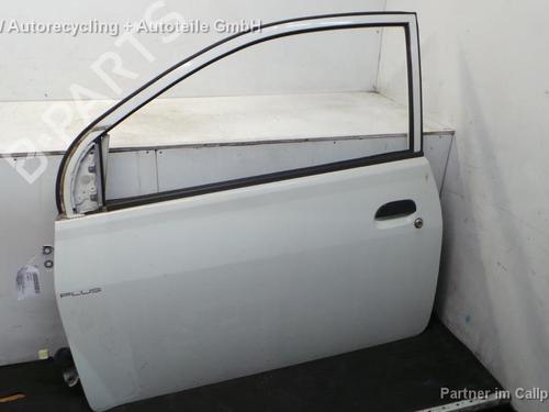 Used Left front door DAIHATSU CHARADE (L2_) 1.0 (L251S) (58 hp) 15361667