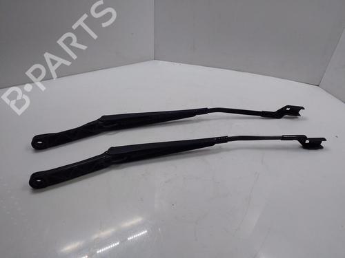 Used Front windshield wiper arm OPEL ASTRA J (P10) 1.4 Turbo (68) (140 hp) 18430078