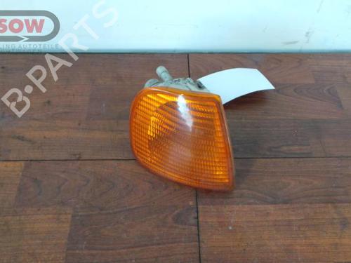 Used Right front indicator VW POLO Variant (6V5) 1.4 (60 hp) 15360542