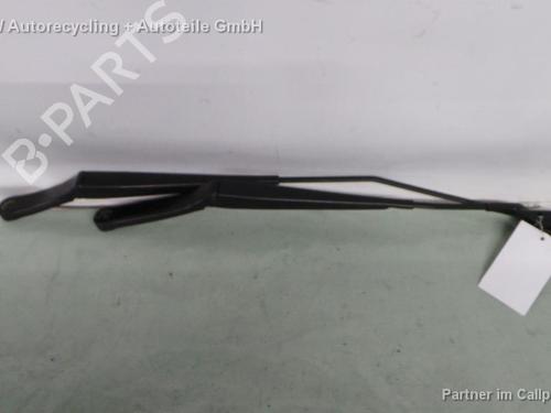 Used Front windshield wiper arm VW GOLF VII (5G1, BQ1, BE1, BE2) 1.0 TSI (115 hp) 16100851