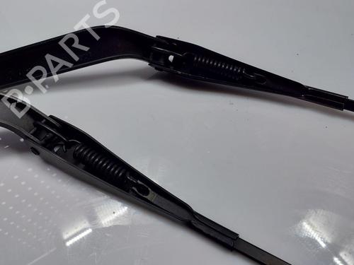 Used Front windshield wiper arm BMW X1 (E84) xDrive 20 d (177 hp) 18600290