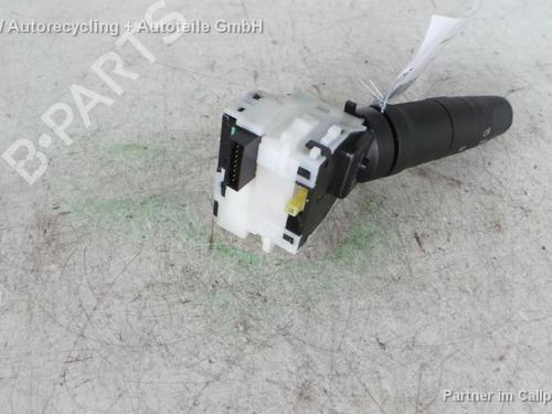 Used Switch NISSAN MICRA III (K12) 1.2 16V (65 hp) 15361913