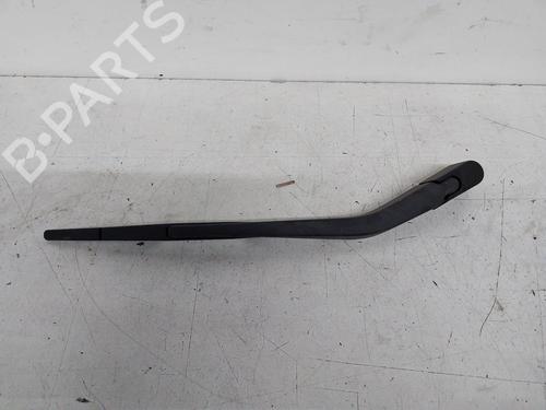 Used Rear windshield wiper arm BMW 1 (F21) 118 d (143 hp) 18430060