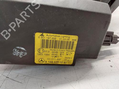 Right headlight MERCEDES-BENZ A-CLASS (W169) A 150 (169.031, 169.331) | BP29346040C29 