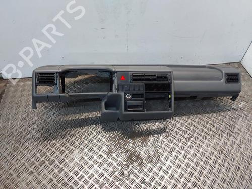 Tableau de bord VW TRANSPORTER T4 Bus (70B, 70C, 7DB, 7DK, 70J, 70K, 7DC, 7DJ) 2.5 TDI (102 hp) 29879977