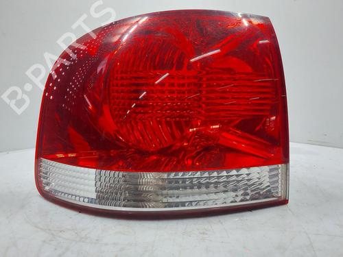 Used Left taillight VW TOUAREG (7LA, 7L6, 7L7) 2.5 R5 TDI (174 hp) 30311904