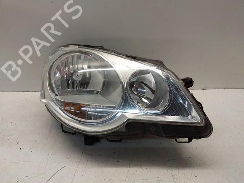 Used Right headlight VW POLO IV (9N_, 9A_) 1.4 16V (75 hp) 30099839