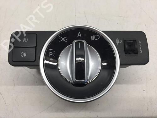 Used Headlight switch MERCEDES-BENZ C-CLASS (W204) C 220 CDI (204.002) (170 hp) 15365499