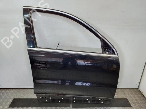 Used Right front door Right front door 38159997 38159997