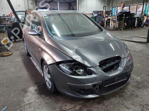 Front windshield wiper arm SEAT ALTEA (5P1) 1.6 | BP30366847C143 