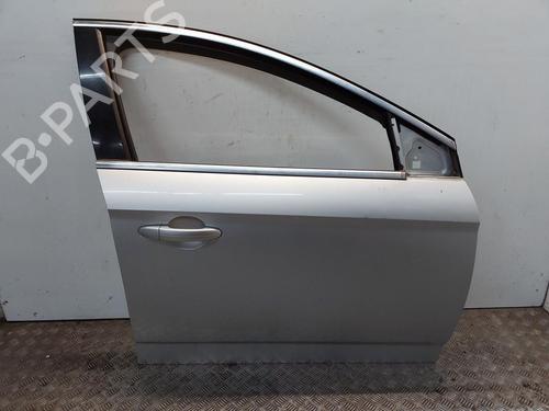 Used Right front door FORD MONDEO IV Turnier (BA7) 2.0 TDCi (140 hp) 31635005