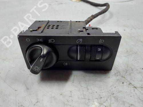 Used Switch VW TRANSPORTER T4 Bus (70B, 70C, 7DB, 7DK, 70J, 70K, 7DC, 7DJ) 2.5 TDI (102 hp) 29879983