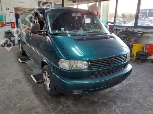 Front bumper VW TRANSPORTER T4 Bus (70B, 70C, 7DB, 7DK, 70J, 70K, 7DC, 7DJ) 2.5 TDI | BP29930189C7