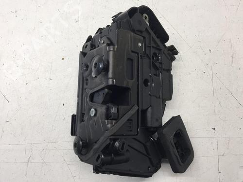 Used Rear right exterior door handle VW GOLF VII (5G1, BQ1, BE1, BE2) 1.0 TSI (110 hp) 18463242
