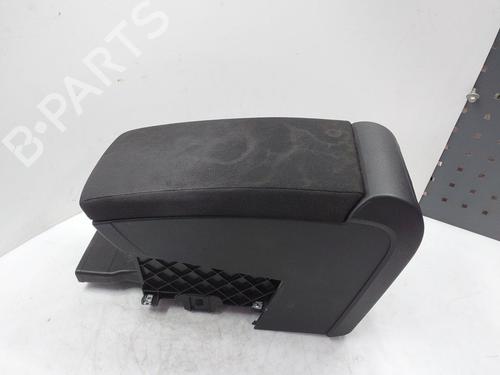 Used Armrest / Center console Armrest / Center console VW PASSAT B7 Variant (365) 2.0 TDI (140 hp) 32691797 32691797