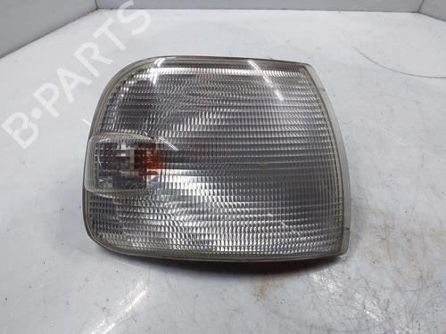 Blinklys fortil højre VW TRANSPORTER T4 Bus (70B, 70C, 7DB, 7DK, 70J, 70K, 7DC, 7DJ) 2.5 TDI (102 hp) 29879986