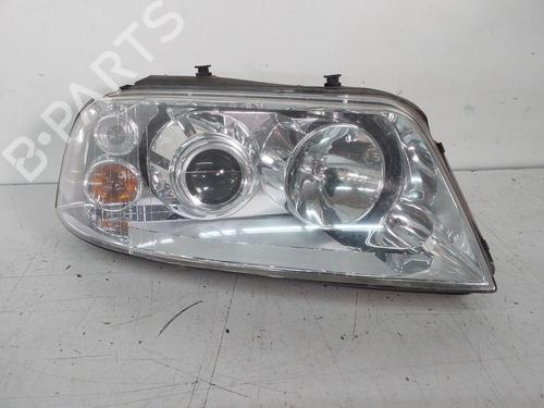 Used Right headlight Right headlight VW SHARAN (7M8, 7M9, 7M6) 2.0 TDI (140 hp) 34118121 34118121