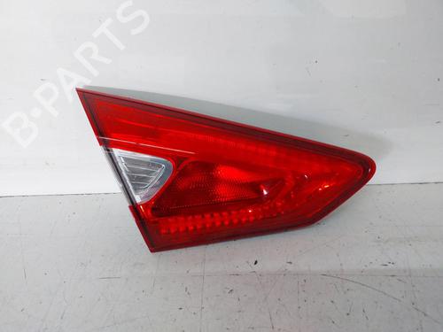 right-tailgate-light-nissan-pulsar-hatchback-c13-2014-32740970 main image