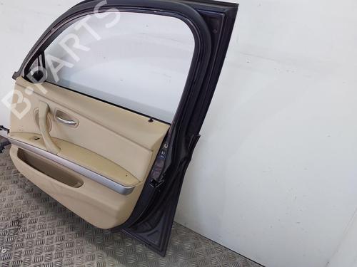 Used Right front door BMW 3 (E90) 320 i (150 hp) 18327727