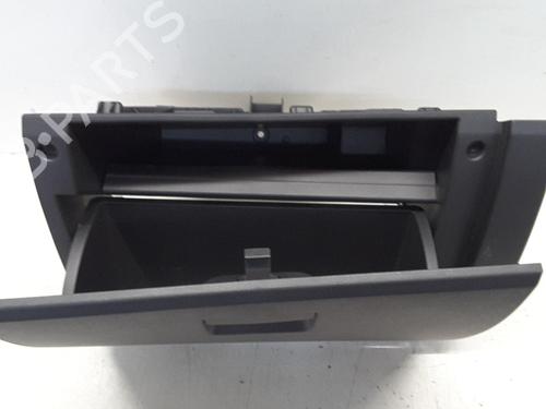 Used Glove box SEAT IBIZA V (KJ1, KJG) 1.0 TSI (95 hp) 16177071