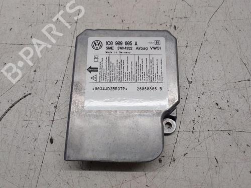 Used Control unit Control unit VW TRANSPORTER T5 Bus (7HB, 7HJ, 7EB, 7EJ) 1.9 TDI (105 hp) 39734076 39734076