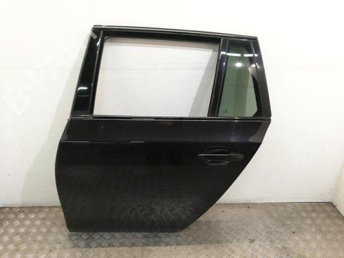 Puerta trasera izquierda BMW 5 Touring (E61) 535 d (286 hp) 41527158501