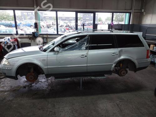 Forkjerm venstre VW PASSAT B5.5 Variant (3B6) 1.9 TDI | BP26726430C41 