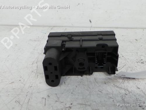 Used Headlight switch OPEL SIGNUM Hatchback (Z03) 3.2 V6 (F48) (211 hp) 18461559