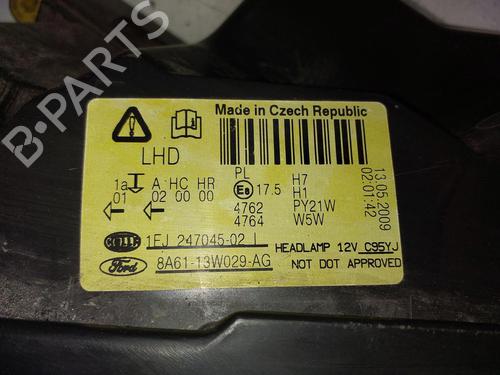 Right headlight FORD FIESTA VI (CB1, CCN) 1.25 | BP31259481C29