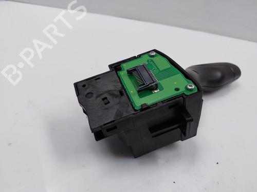 Switch FORD FOCUS III Turnier 1.0 EcoBoost | BP18463486I30