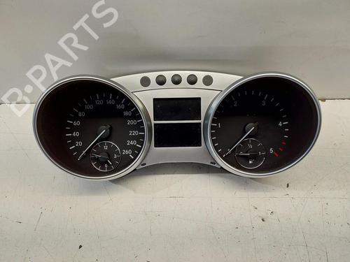 Used Instrument cluster MERCEDES-BENZ M-CLASS (W164) ML 350 CDI 4-matic (164.125, 164.124) (231 hp) 18600263