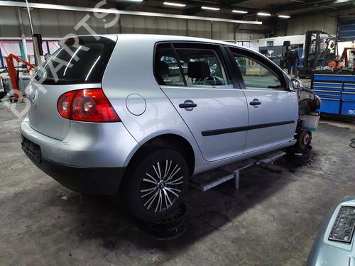 Portier rechts voor VW GOLF V (1K1) 1.4 FSI (90 hp) 31031514