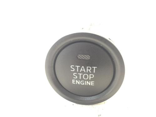 Used Switch MAZDA 2 Hatchback (DL, DJ) 1.5 SKYACTIV-G M Hybrid (90 hp) 18464091