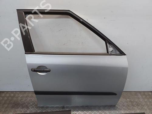 Used Right front door SKODA FABIA II Combi (545) 1.4 TDI (80 hp) 30474025
